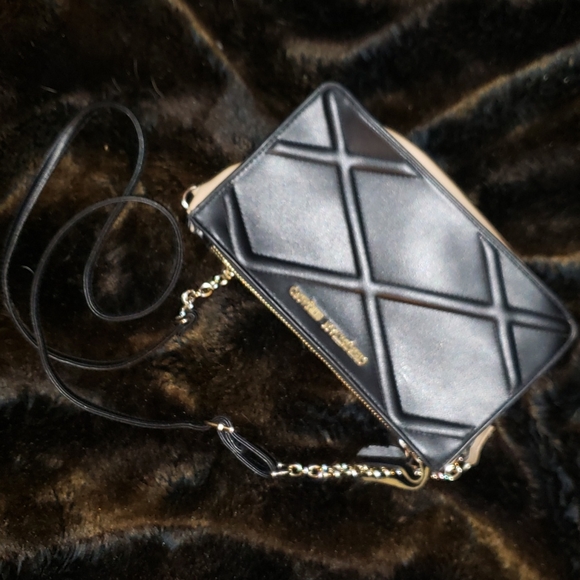 A Satchel - Picture 6 of 8